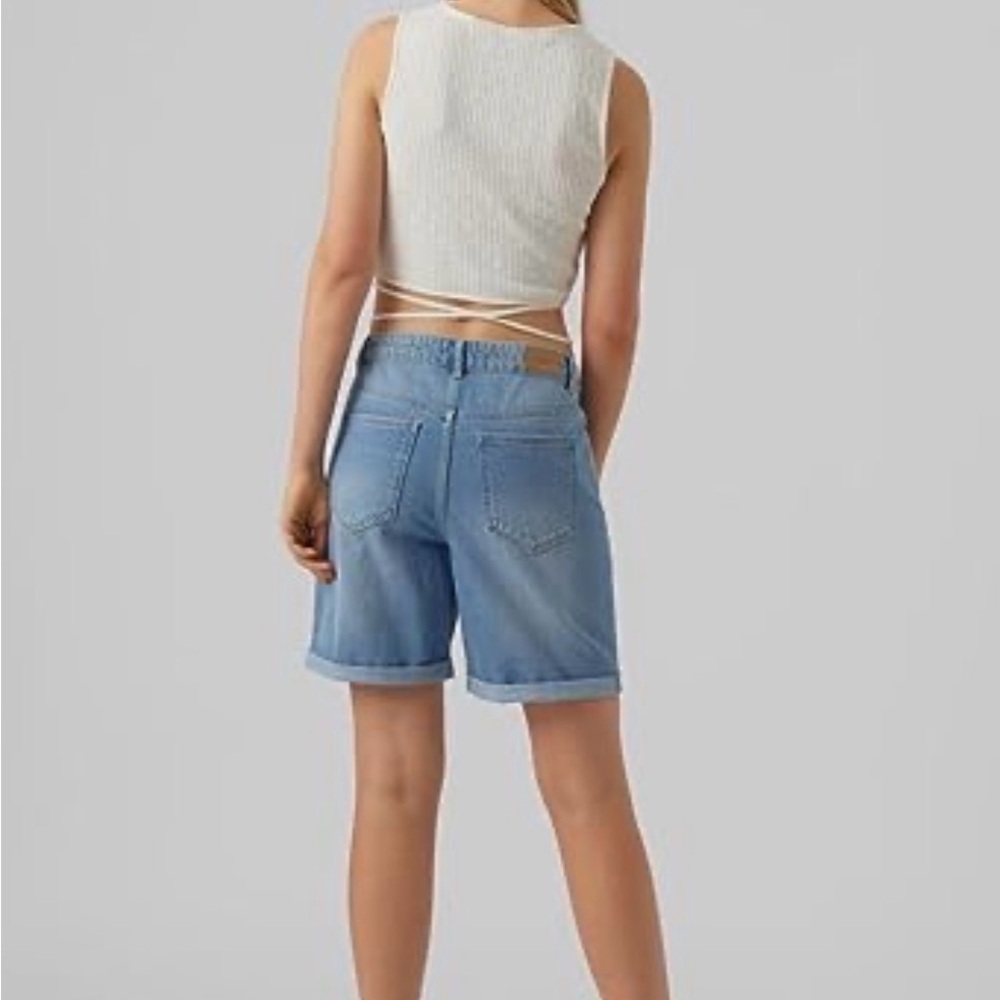 Vero Moda Cream Crop Top - Picture 4 of 7